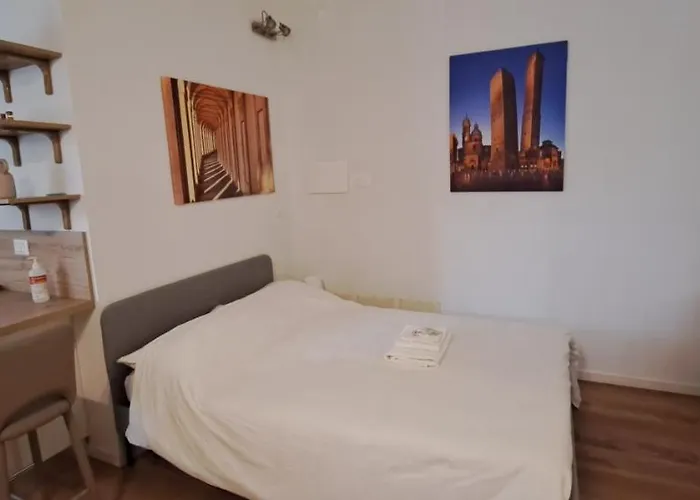 Piazza La Veneta New Very Close To The Center And Hsorsola Apartment Bologna