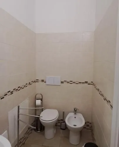 Apartment Piazza La Veneta New Very Close To The Center And Hsorsola