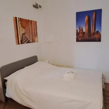 Piazza La Veneta New Very Close To The Center And Hsorsola Appartement Bologna